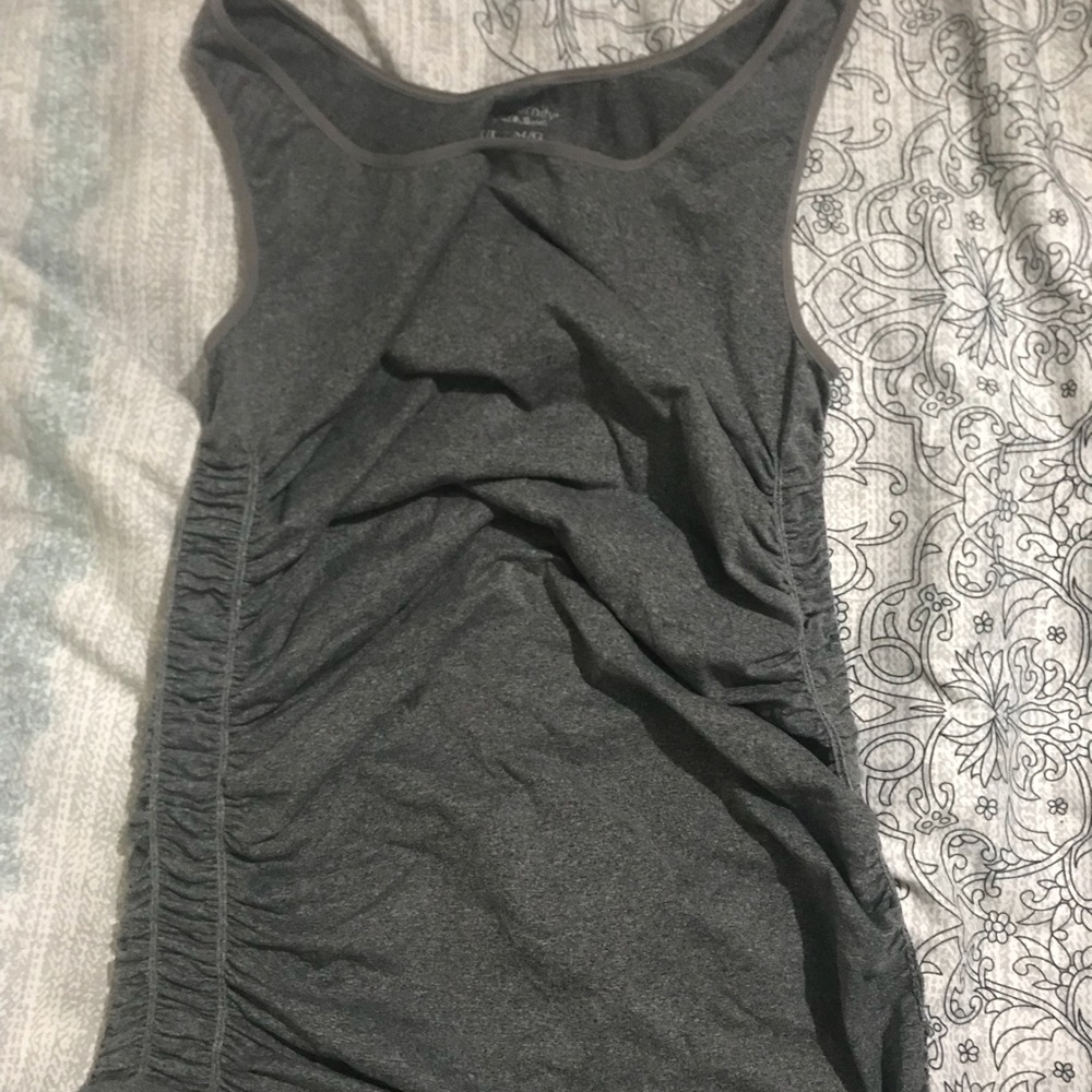 3/$20 lg maternity tank